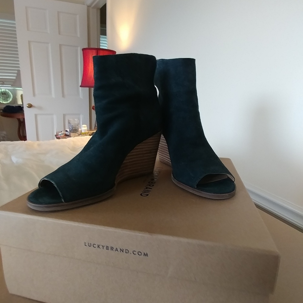 Peep toe booties